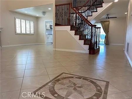 4 bed, 2003 sqft, $4,950 — Photo 4