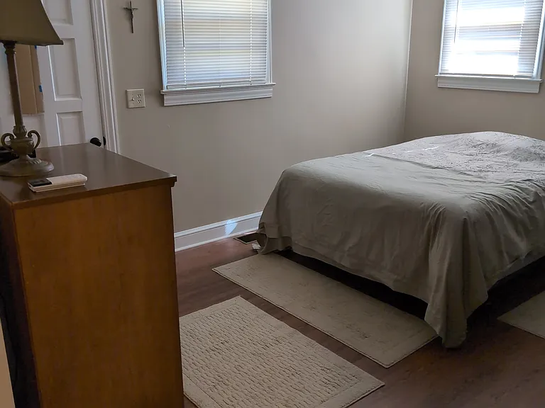 660 Emily Ln — Photo 17