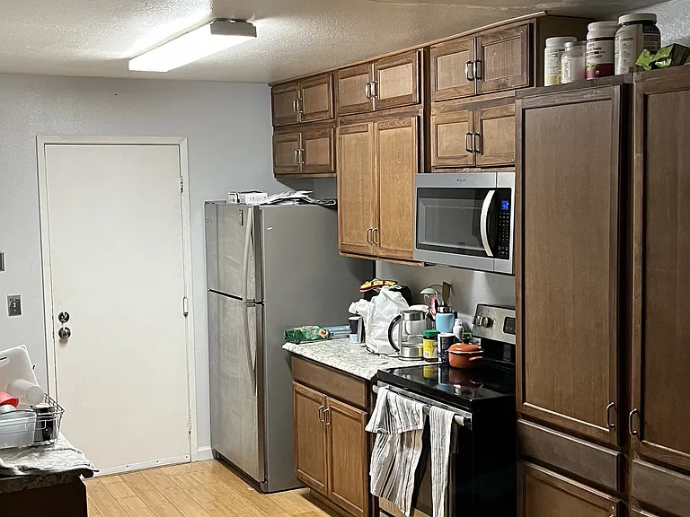 3021 Lillard Dr — Photo 6