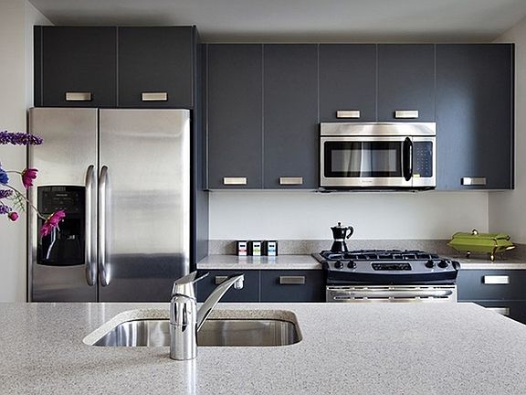5th image of 15 Dunham Pl APT 6E
