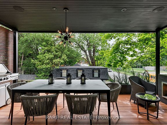 3rd image of 31 3rd St