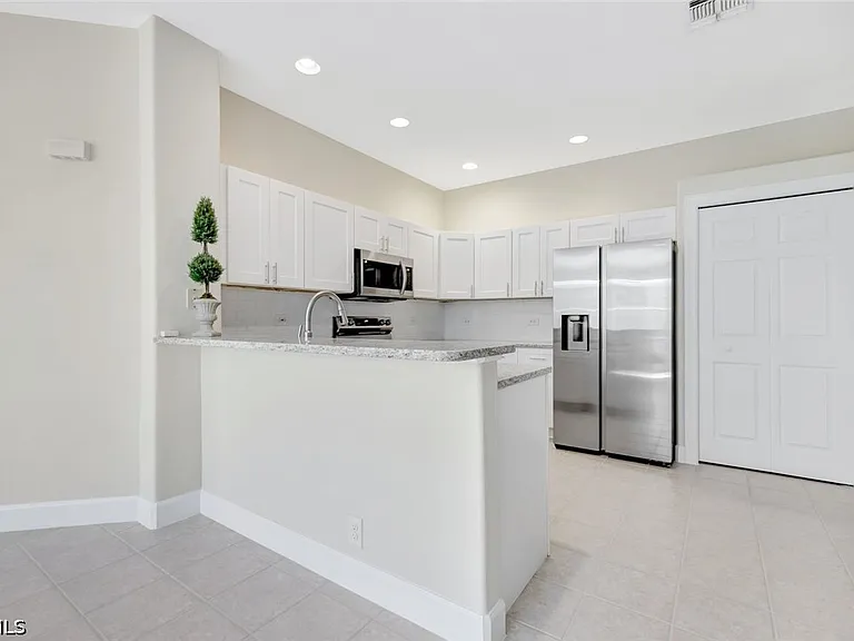 8777 E Bay Cir — Photo 7