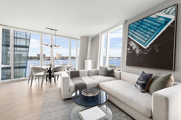 1st image of 675 W 59th St #1706