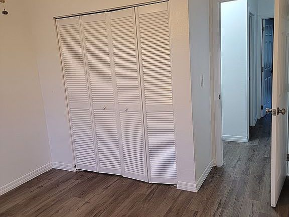 5th image of 47 Aspen St
