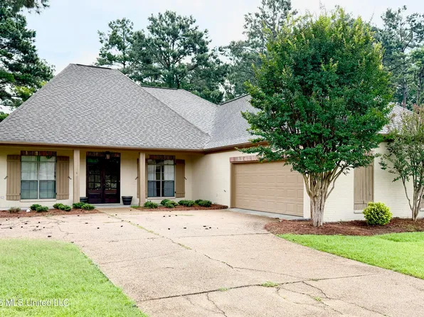 132 Hartfield Dr, Madison, MS 39110