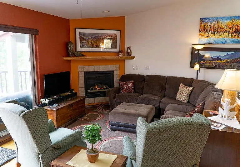 Top floor living room