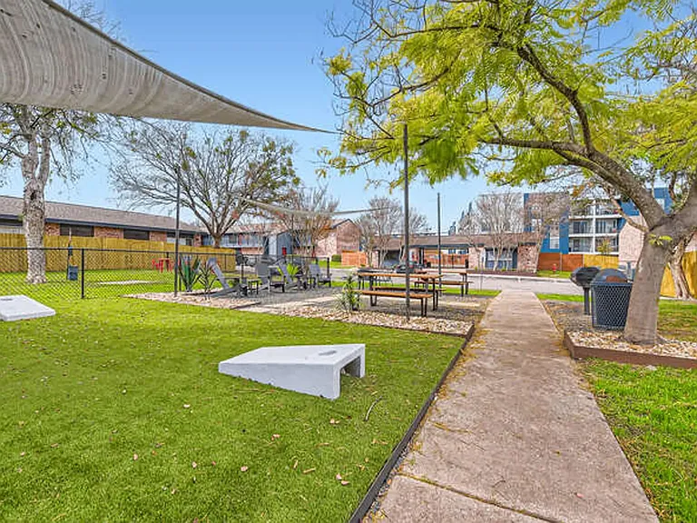 Hillside Place — Photo 15