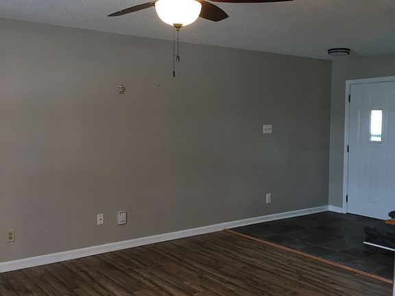 3rd image of 181 Frostwood Ln