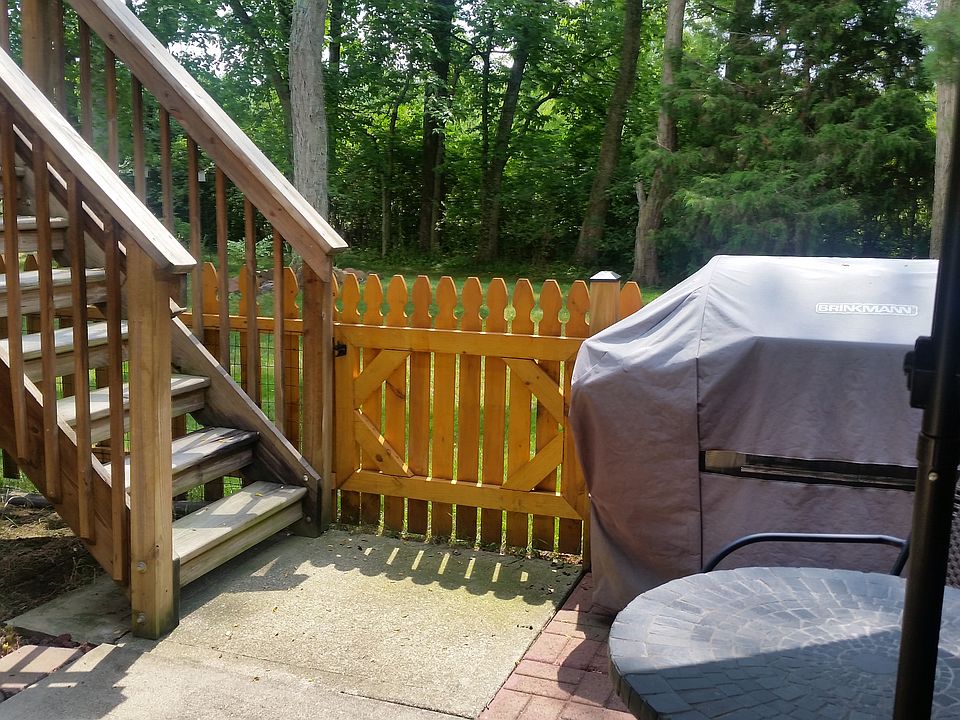 Lower Patio, Grilling Area