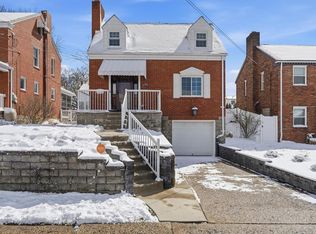 1372 Woodbine St, Pittsburgh, PA