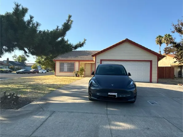 2403 Bordeaux Ave, Stockton, CA 95210
