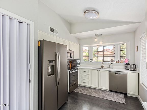 2nd image of 4157 W PARK Avenue
