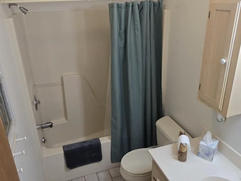 Pondview Dr — Photo 11