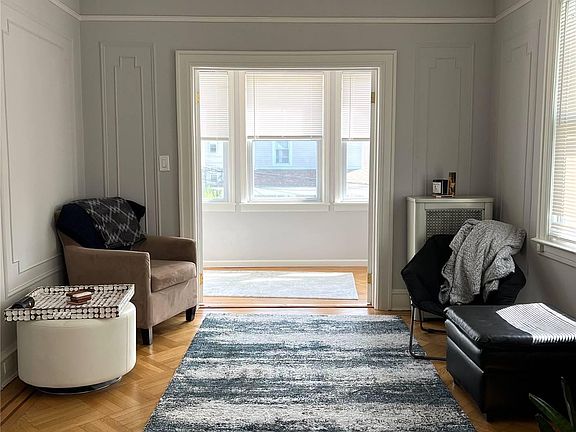 3rd image of 8412 107th St