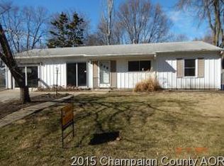 2702 Willowpark Dr, Champaign, IL
