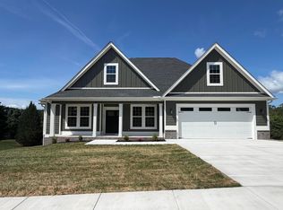 135 Hidden Hills Dr, Chickamauga, GA 30707