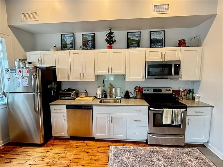 212 45th St #3-B — Photo 15