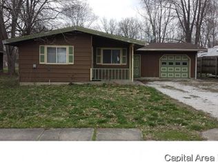 732 W South St, Girard, IL
