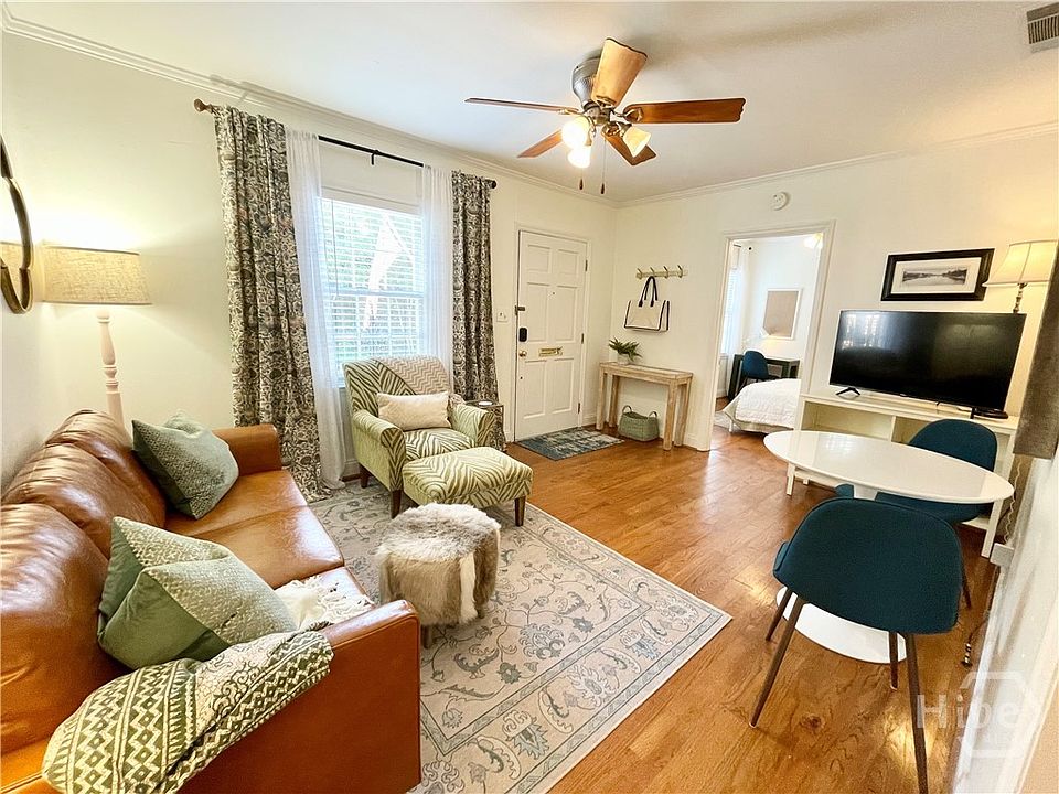 1st image of 217 W Taylor St