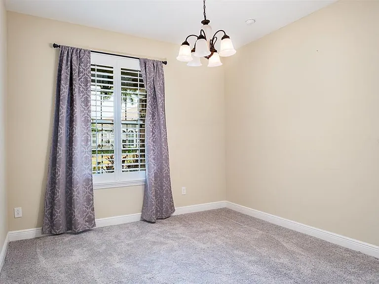 165 Mobbly Bay Dr — Photo 16