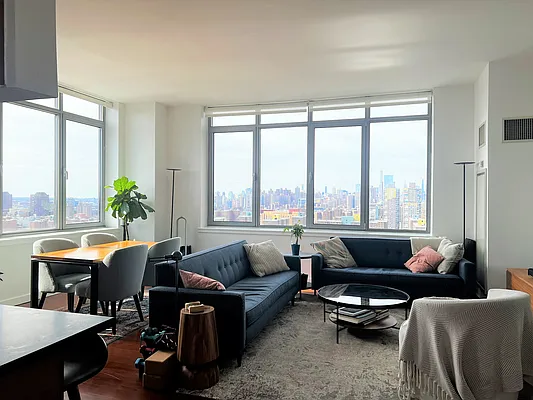 Rented by Oxford Property Group | media 2