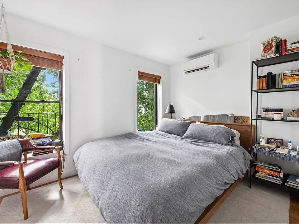 1st image of 163 Roebling St #1F