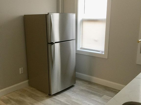 2nd image of 6310 Broadway APT A33