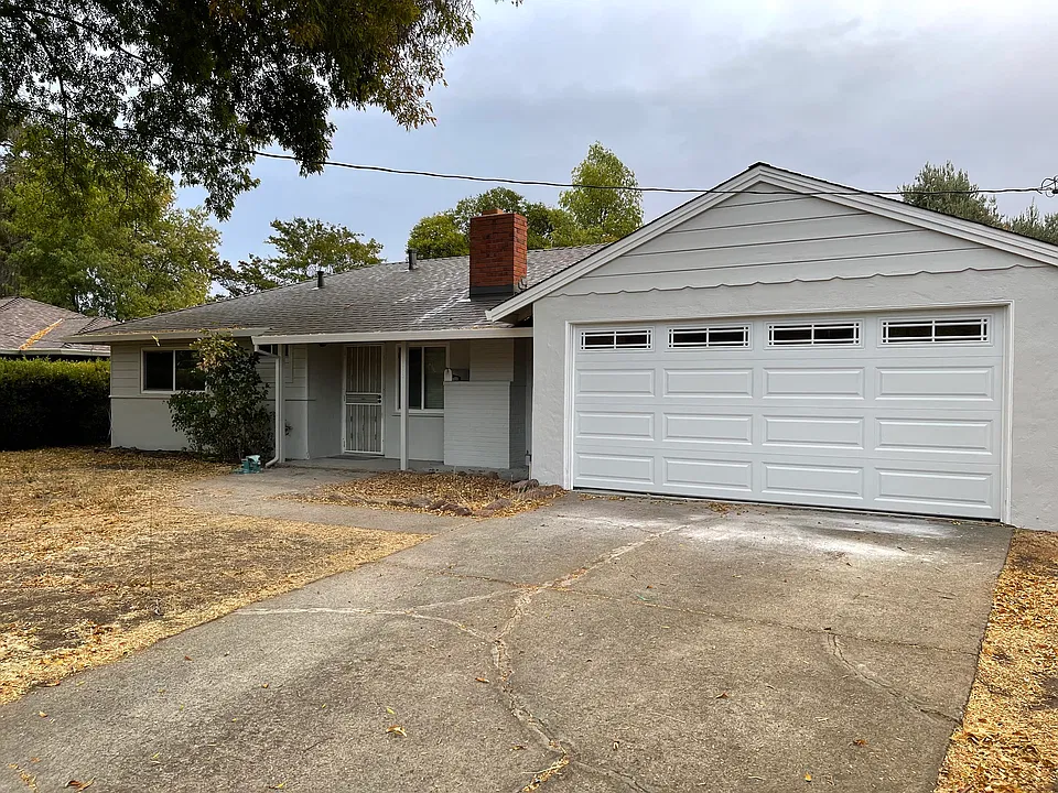 1985 Marta Dr