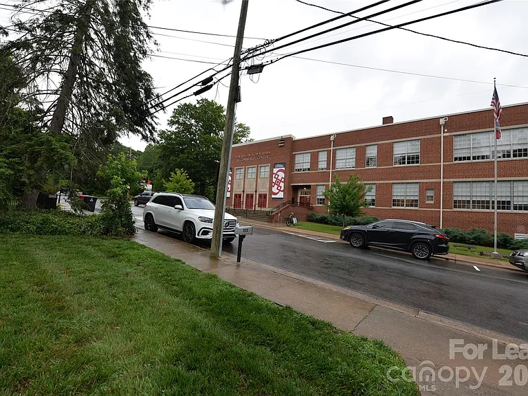 252 South St — Photo 24