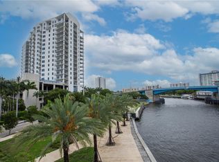 10 SW South River Dr APT 1715, Miami, FL 33130