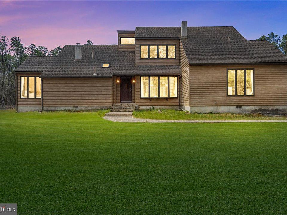 1st image of 2 Menin Ln