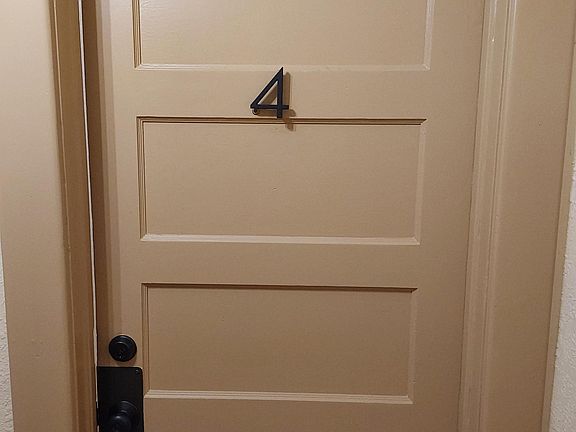 2nd image of 2018 10th Ave #11172793