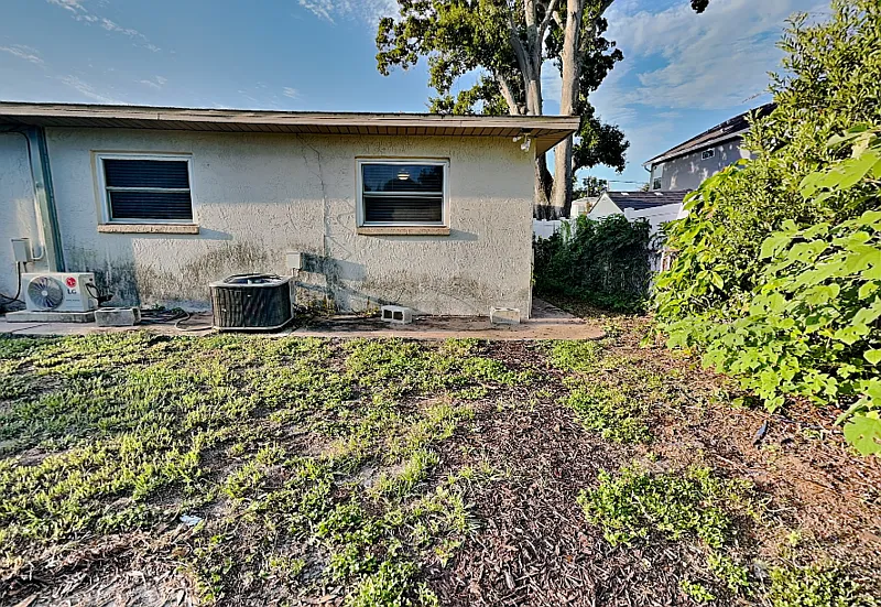 3 bed, 2.0 bath, 1536 sqft, $2,249 — Photo 2