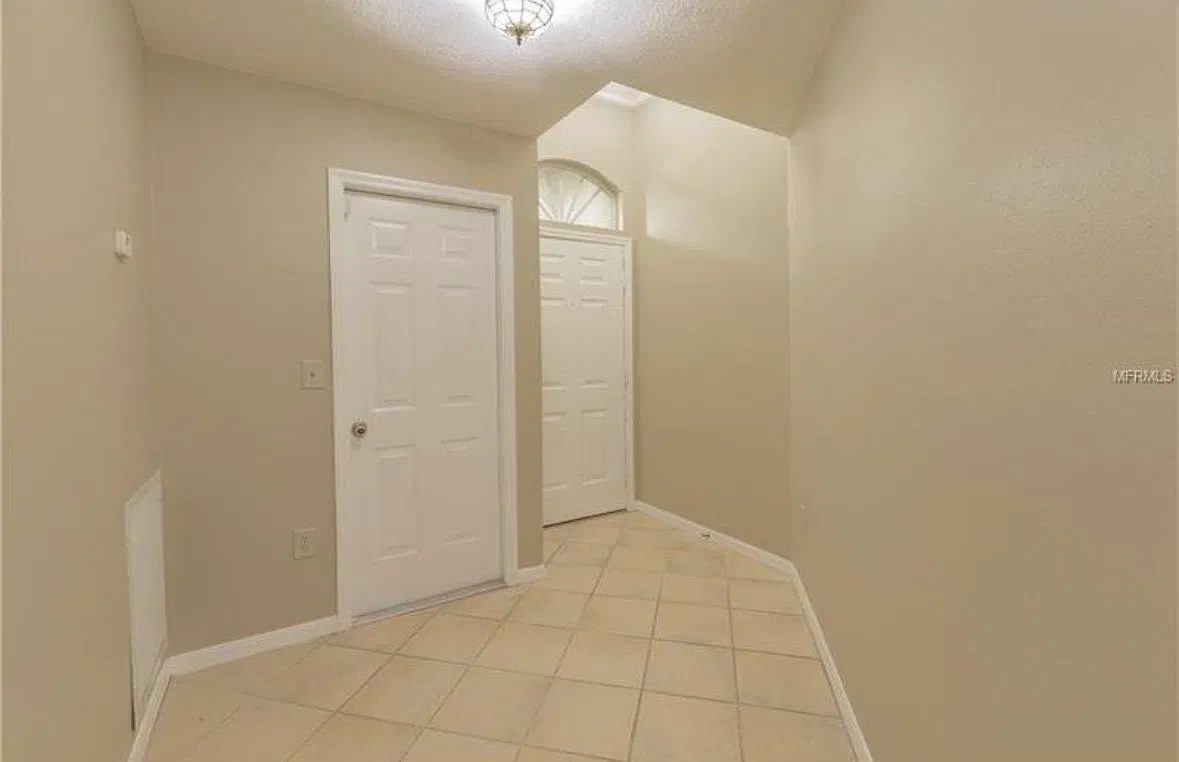 3 bed, 1647 sqft, $2,200 — Photo 4