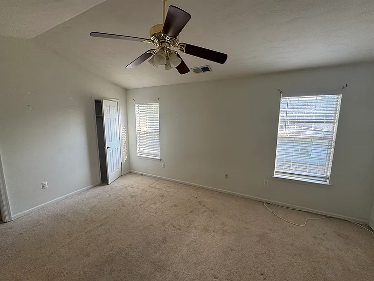 3211 Spruce Pine Rd — Photo 12