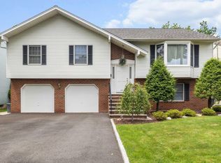 377 Oak Ave, Maywood, NJ 07607