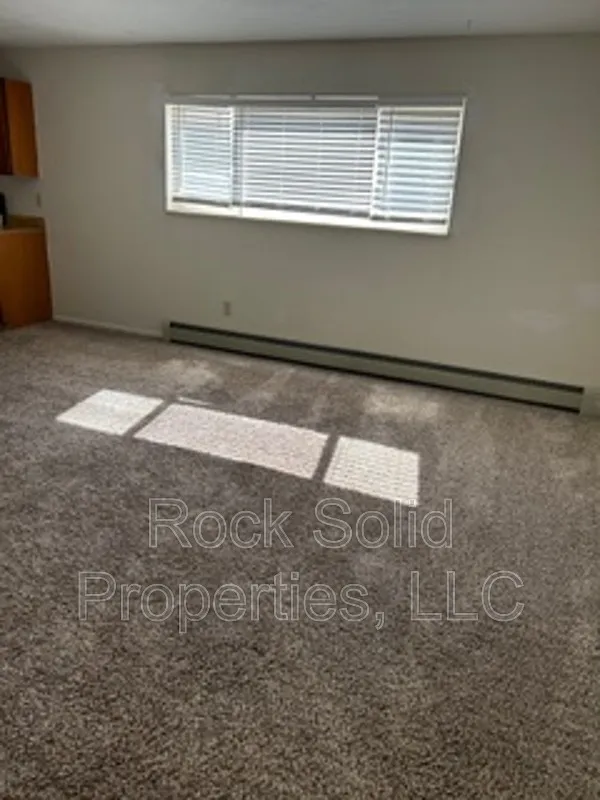 1 bed, 1.0 bath, 700 sqft, $950 — Photo 3