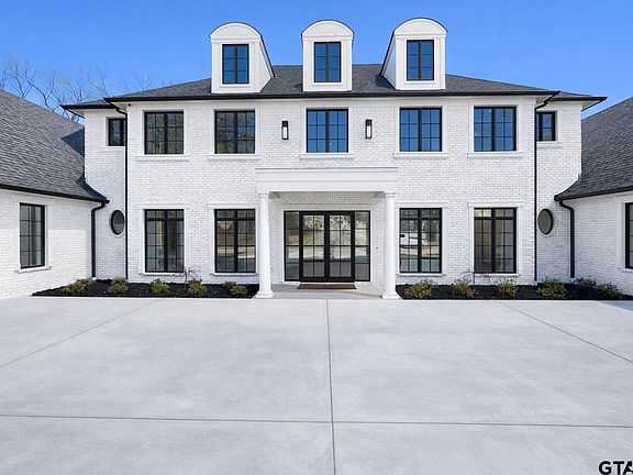 3rd image of 1830 Sentinel Way