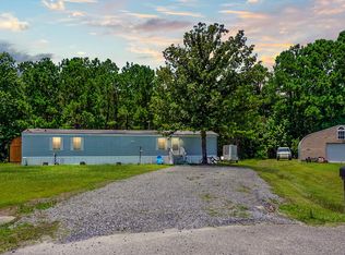 511 Pooshee Plantation Way, Bonneau, SC 29431