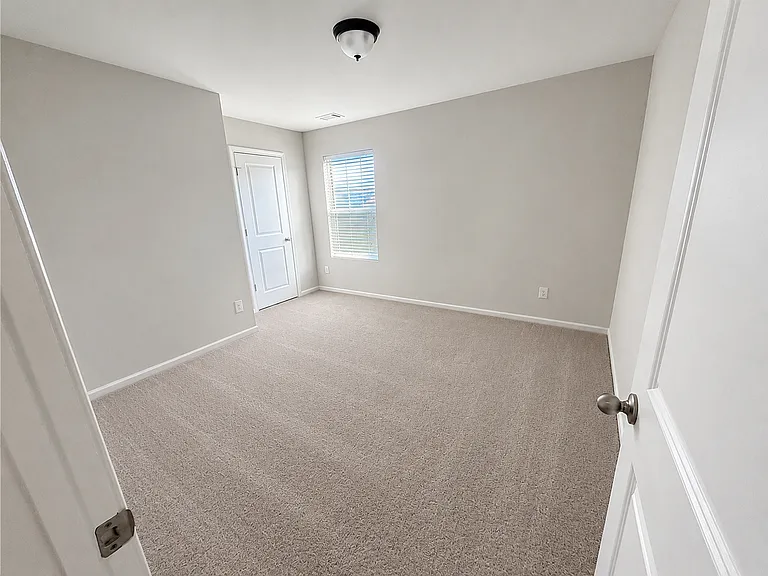 Secondary bedroom 3