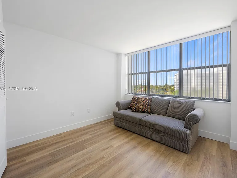 1300 NE Miami Gardens Dr #621E — Photo 18