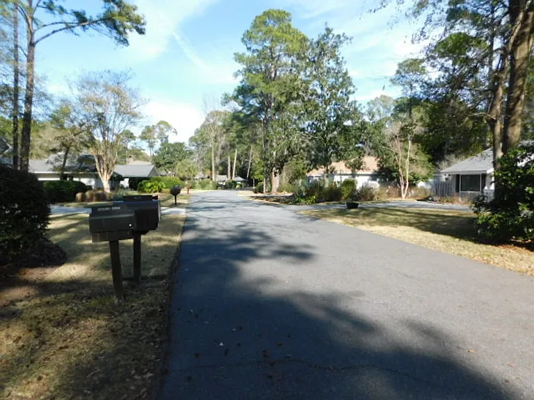 40 Field Sparrow Rd — Photo 12