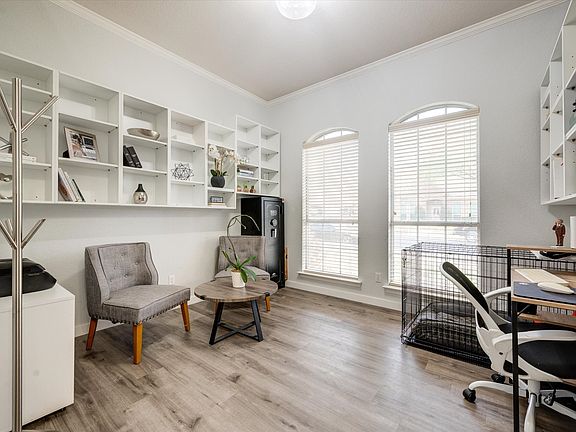 5th image of 312 Springhill Dr