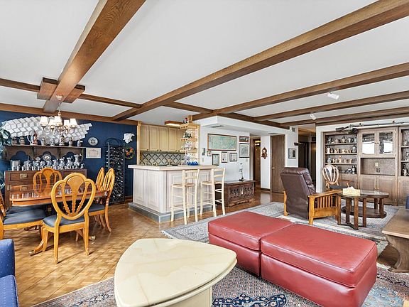 4th image of 1707 N Prospect AVENUE #7E