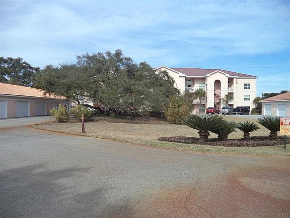 2nd image of 13840 River Road Park St #201