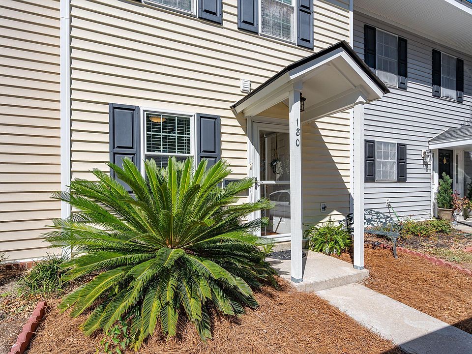 1st image of 180 Heritage Cir #L-8