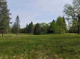 8525 Fenton Rd, Grand blanc, MI 48439