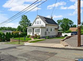 48 Cedarhurst Ave, Woodland Park, NJ 07424