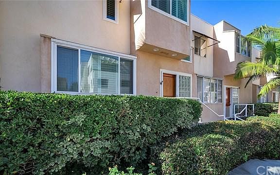 4th image of 501 Herondo St APT 49