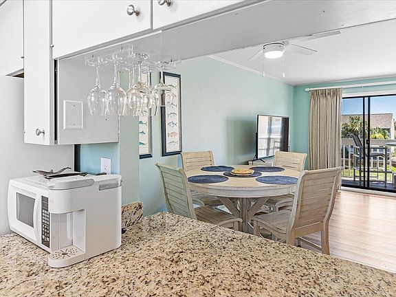 5th image of 775 Gulf Shore Dr Unit 2091